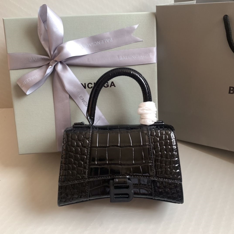 Ba*len*cia*ga hourglass bags